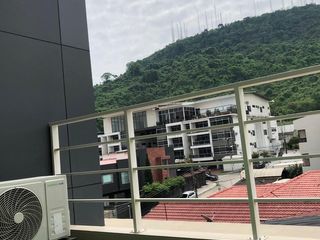 Alquiler Departamento 2 Habitaciones en Olivos Park Semiamoblado con Balcón