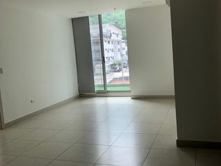 Alquiler Departamento 2 Habitaciones en Olivos Park Semiamoblado con Balcón