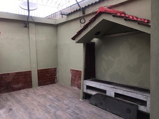 Foto 4 de CASA EN ALQUILER CON USO DE SUELO COMERCIAL EN KENNEDY NORTE
