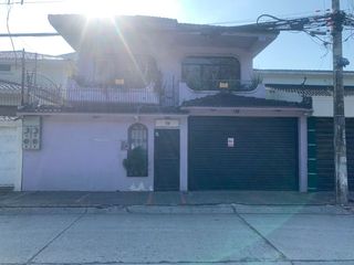Foto 1 de CASA EN ALQUILER CON USO DE SUELO COMERCIAL EN KENNEDY NORTE