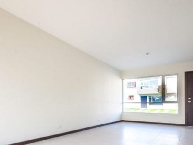 VENTA DE CASA EN LA ARMENIA 2, VALLE DE LOS CHILLOS, SAN RAFAEL, CONOCOTO