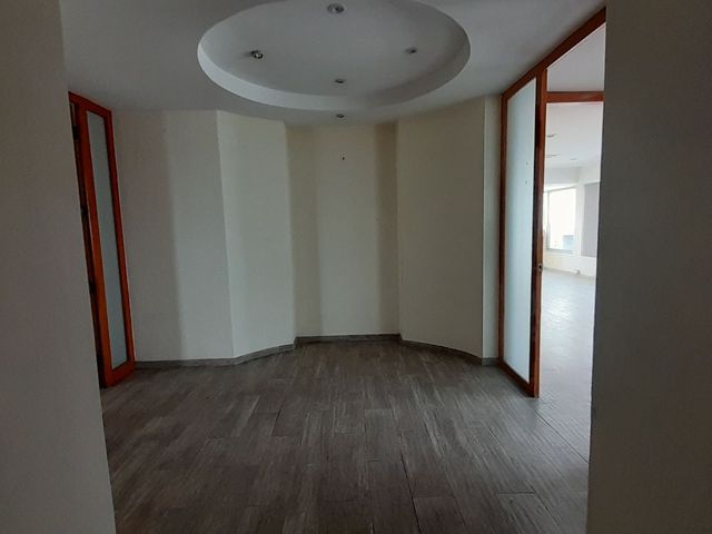 Venta de Oficina Departamento en el  Centro de Guayaquil