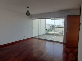 Alquiler Triplex en Chacarilla 201 m² - Cerca al Colegio Santa María y zona financiera