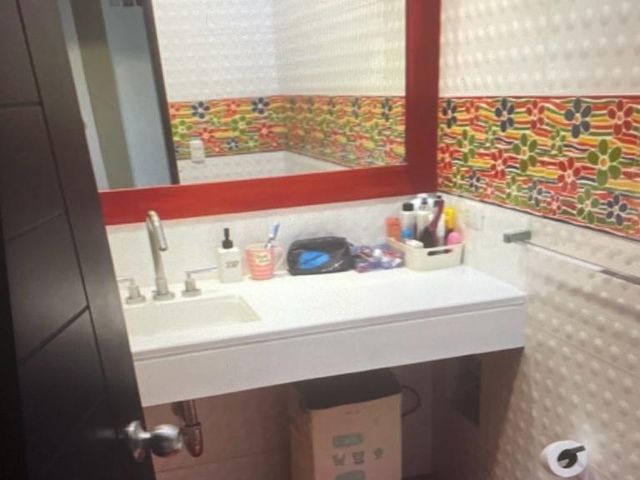 VENDO CASA EN PUNTA HERMOSA