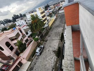 Vendo Departamento a Estrenar de 3 dormitorios en Quito sector Solca.