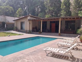 Foto 3 de VENTA CASA SANTA EULALIA CON PISCINA