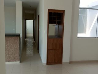 Foto 2 de VENDO LINDO DEPARTAMENTO EN ESTRENO CERCA A LA UDEP