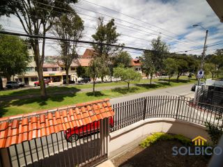 Casa de venta en Monay esquinera Cuenca