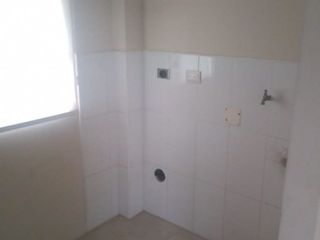 Foto 6 de SE ALQUILA CASA EN CASALAGUNA - AV. LEON FEBRESCORDERO