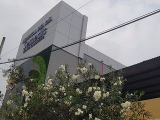 Foto 15 de Venta de casa esquinera en Mirtos 902 e Higueras en Urdesa Guayaquil, importante corredor comercial.