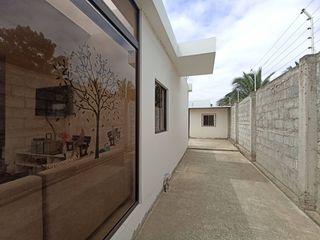 Foto 6 de casa de venta en Manta sector villa marina