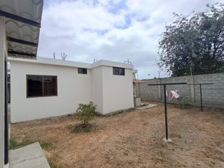 Foto 10 de casa de venta en Manta sector villa marina