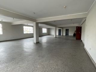 Foto 6 de ALQUILER DE LOCAL 160 M2 EN TOMAS VALLE, SAN MARTIN DE PORRES.