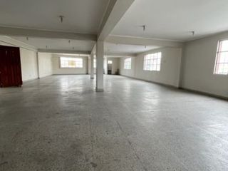 Foto 1 de ALQUILER DE LOCAL 160 M2 EN TOMAS VALLE, SAN MARTIN DE PORRES.