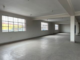 Foto 12 de ALQUILER DE LOCAL 160 M2 EN TOMAS VALLE, SAN MARTIN DE PORRES.
