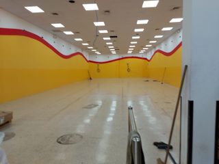 Foto 3 de Alquilo local comercial en Garzota - local más bodegas con puerta independiente