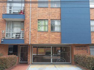 Tarragona Real 2-Apartamento en Venta en El Real, Engativa