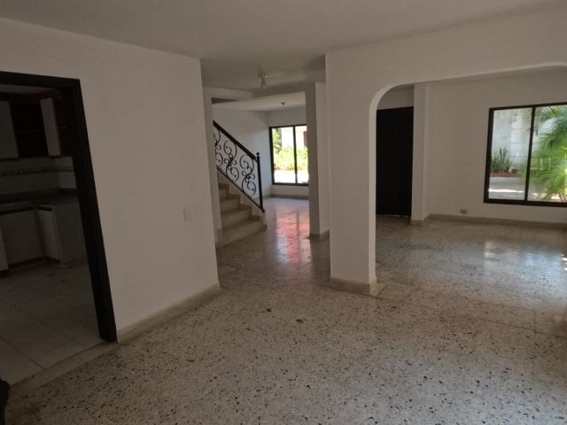CASA DÙPLEX EN ALQUILER EN VILLA COUNTRY