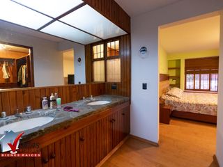 Foto 10 de VENTA DE CASA COMO TERRENO EN LA RINCONADA ALTA, LA MOLINA