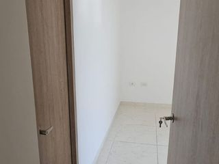 Foto 11 de apartamento en arriendo en prados del este. Cod A11174