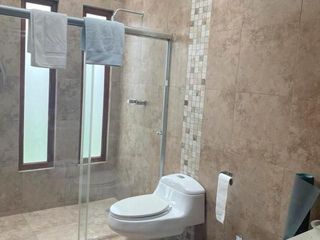 Foto 15 de Flamante villa en venta de una planta Urb. Privada Challuabamba con 1.260m2T