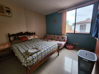 Foto 16 de Ciudad Colon, Venta de linda casa 4 Dormitorios con Piscina