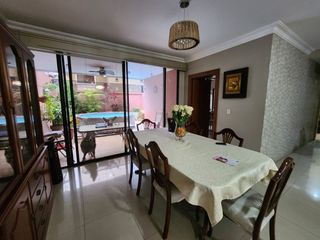 Foto 6 de Ciudad Colon, Venta de linda casa 4 Dormitorios con Piscina