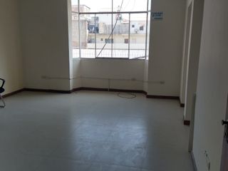 Foto 1 de OFICINA EN ALQUILER – EN EL CENTRO DE PIURA