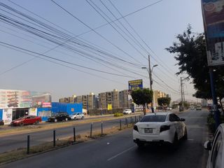Foto 3 de Se Vende Local Comercial A Unos Pasos Del Óvalo Santa Anita