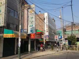 Foto 4 de Se Vende Local Comercial A Unos Pasos Del Óvalo Santa Anita