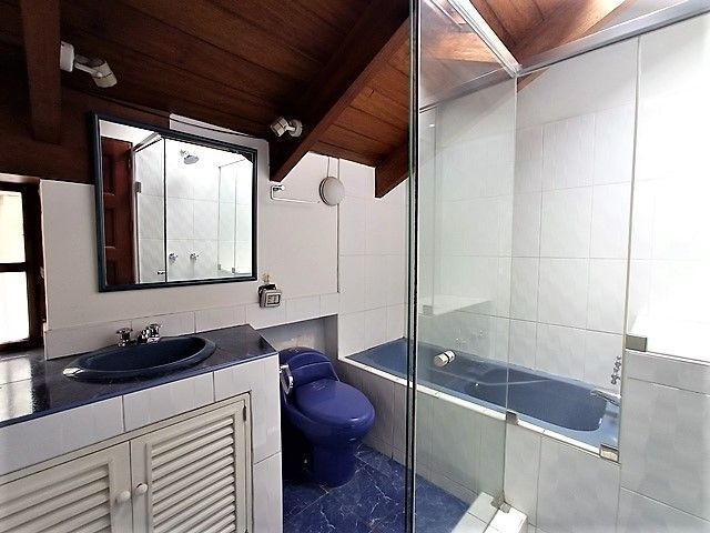 Magnifica casa con piscina en Venta La Molina Vieja - La Molina, 3 dormitorios + Escritorio