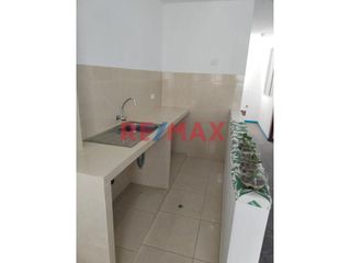 Foto 5 de Comodo Minidepa En Alquiler A 3 Cuadras Del Ovalo Huandoy