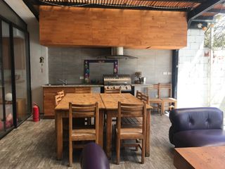 Foto 17 de VENDO CASA CON PISCINA EN URB. PRIVADA CUMBAYA (Sector Colegio Menor)