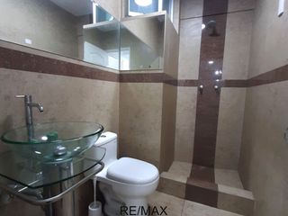 Foto 13 de Venta de Departamento en Jesús María en 4to Piso C/ascensor