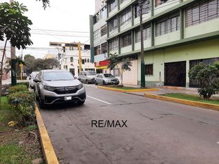Foto 12 de Venta de Departamento en Jesús María en 4to Piso C/ascensor