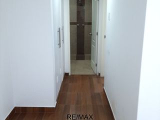 Foto 5 de Venta de Departamento en Jesús María en 4to Piso C/ascensor
