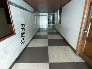 Foto 11 de Venta de Departamento en Jesús María en 4to Piso C/ascensor