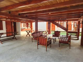 Foto 6 de ENCANTADORA CASA EN VENTA A 20 METROS DE LA PLAYA CON VISTA AL MAR EN CRUCITA