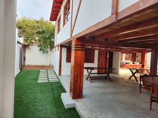 Foto 9 de ENCANTADORA CASA EN VENTA A 20 METROS DE LA PLAYA CON VISTA AL MAR EN CRUCITA
