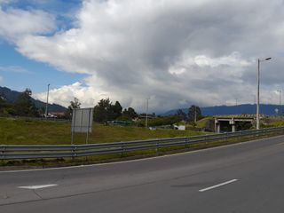 Foto 4 de VENDO TERRENO  URBANO 2852 M2 , EN EL REDONDEL INTERVALLE