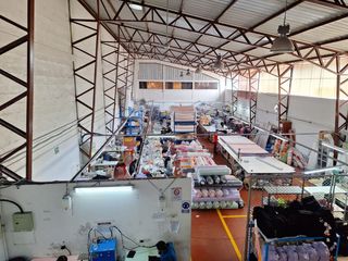 Foto 1 de VENTA BODEGA O GALPON  INDUSTRIAL NORTE DE QUITO, SECTOR LA CRISTIANIA 1148M2