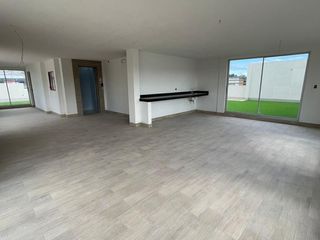 Foto 6 de Estreno, Ponceano Alto, Dep. 2 dorm. 1 garaje,  124/93 M2