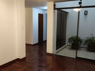 Foto 4 de BONITO DEPARTAMENTO TRIPLEX EN PRIMER PISO - 232 M2 - SANTIAGO DE SURCO