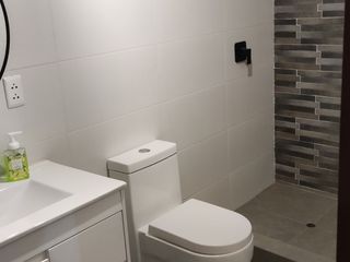 Foto 23 de BONITO DEPARTAMENTO TRIPLEX EN PRIMER PISO - 232 M2 - SANTIAGO DE SURCO
