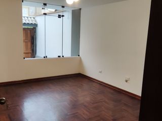 Foto 7 de BONITO DEPARTAMENTO TRIPLEX EN PRIMER PISO - 232 M2 - SANTIAGO DE SURCO