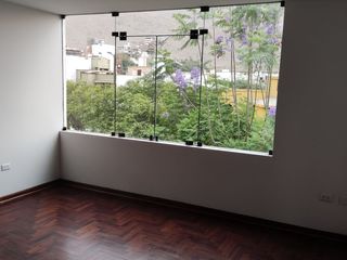 Foto 11 de BONITO DEPARTAMENTO TRIPLEX EN PRIMER PISO - 232 M2 - SANTIAGO DE SURCO