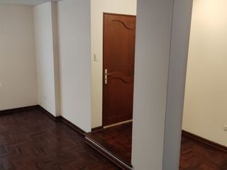 Foto 18 de BONITO DEPARTAMENTO TRIPLEX EN PRIMER PISO - 232 M2 - SANTIAGO DE SURCO