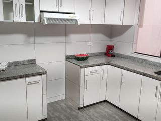 Foto 8 de BONITO DEPARTAMENTO TRIPLEX EN PRIMER PISO - 232 M2 - SANTIAGO DE SURCO