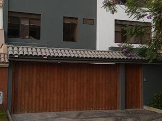 Foto 1 de BONITO DEPARTAMENTO TRIPLEX EN PRIMER PISO - 232 M2 - SANTIAGO DE SURCO