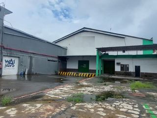 Foto 1 de Duran, Renta de Excelente Complejo de Bodega y Oficinas en Casco Comercial